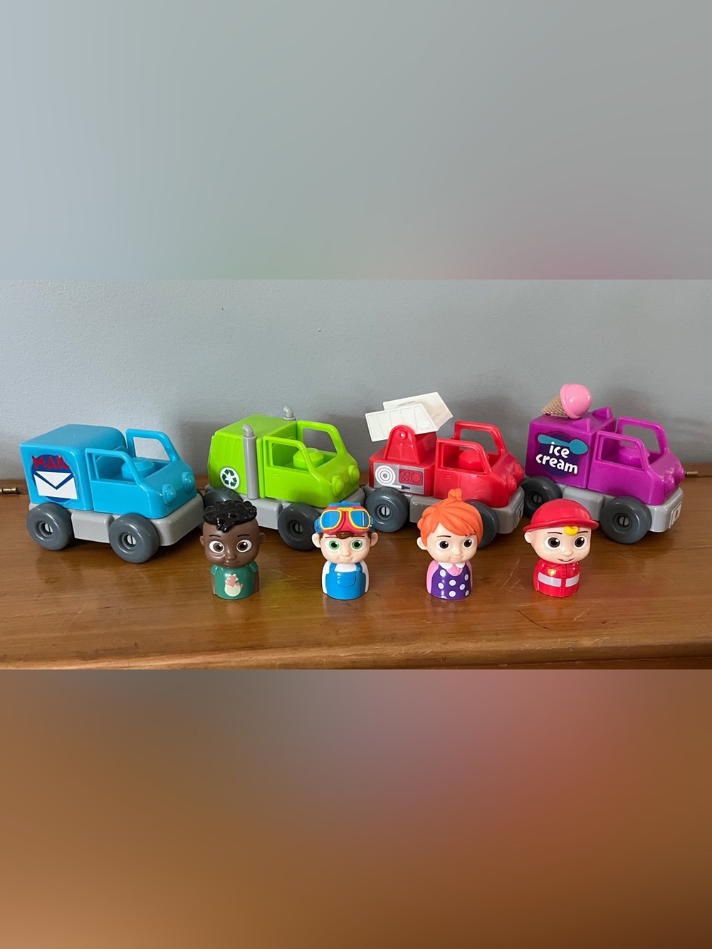 Just Play Cocomelon Deluxe Build-a-vehicle Toys Set Block Cars Preschool Trucks